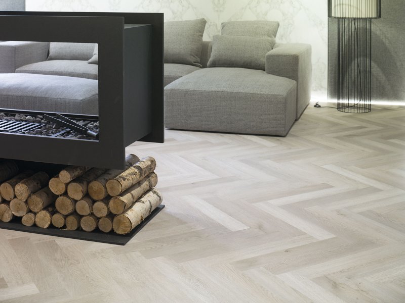 SPC Flooring for High-Traffic Commercial Spaces Is It Durable Enough for Offices &ietro Retail