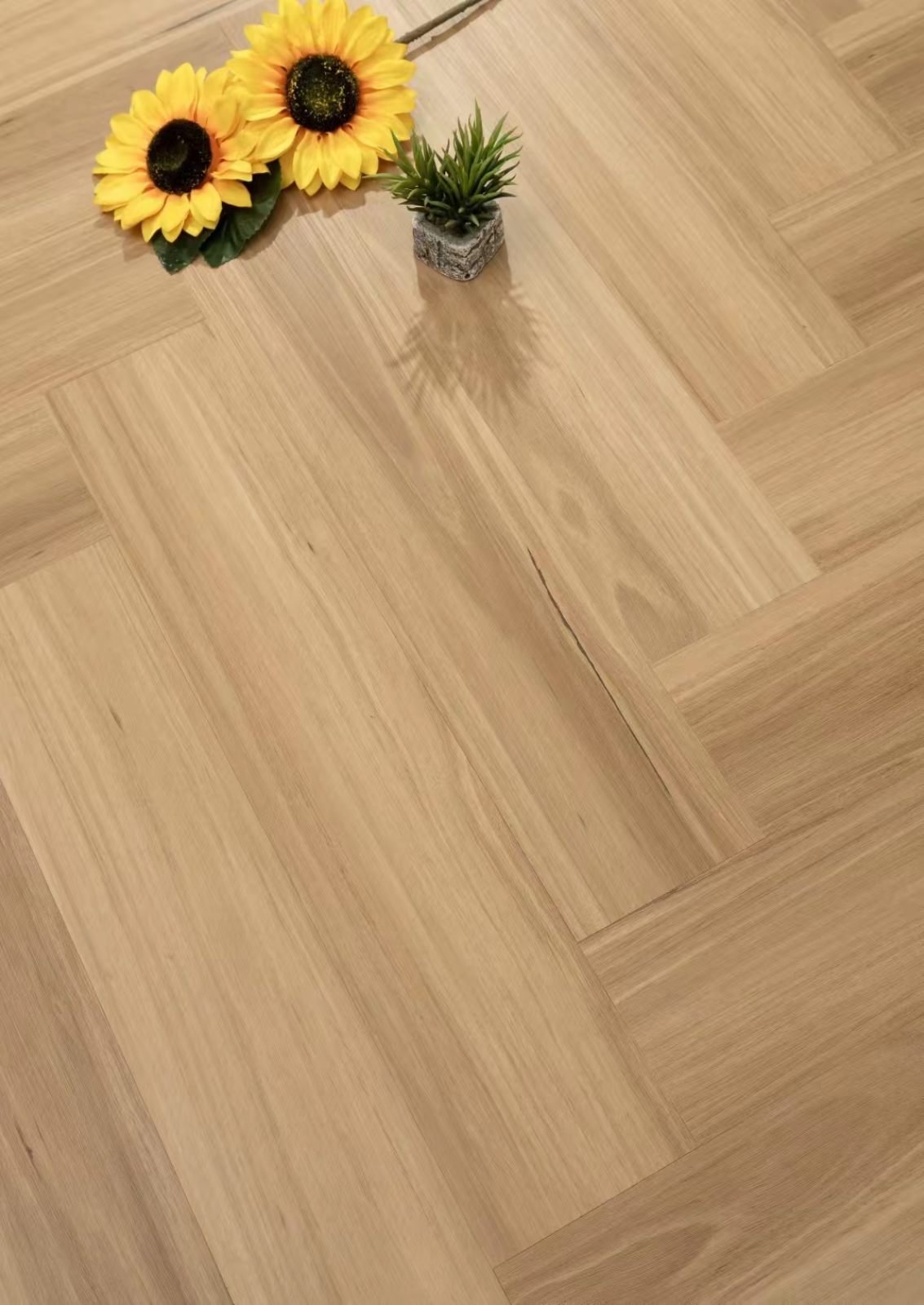 BP Embossed vs Line Emboss vs EIR vs Coral Texture How Should Buyers Specify SPC Flooring Surface Finishes